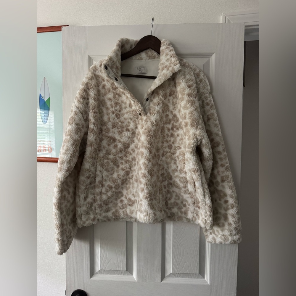 Z Supply Leopard Sherpa Pullover
